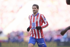 马斯切拉诺回应德保罗传闻:要尊重队内球员,等他真来了我再谈