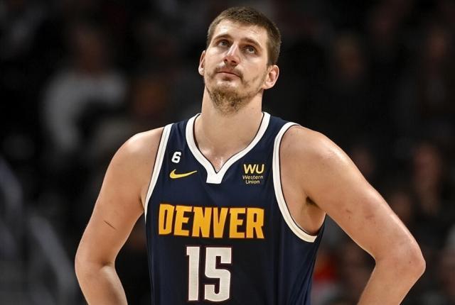 乐竞体育-【观察】恩比德反超约基奇！MVP竞争或一战定乾坤