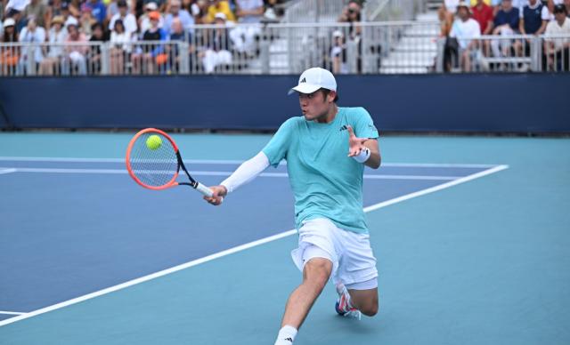 乐竞体育APP-中国球员一天三负两退，身体当真是亚洲球员瓶颈？